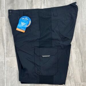 NWT Columbia PFG Big Katuna Black Mens Shorts Size 40